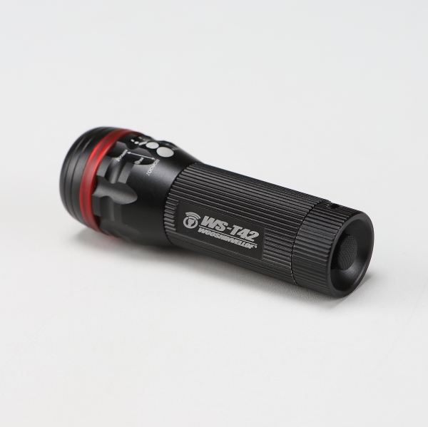 랜턴 LED(손전등) WS-T42 줌 in-21063 헤드라이트 밝은손전등 랜턴 캠핑등 손전등 후레쉬 캠핑용품 휴대용렌턴 등산용램프