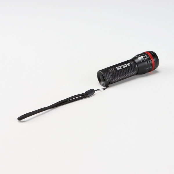 랜턴 LED(손전등) WS-T42 줌 in-21063 헤드라이트 밝은손전등 랜턴 캠핑등 손전등 후레쉬 캠핑용품 휴대용렌턴 등산용램프