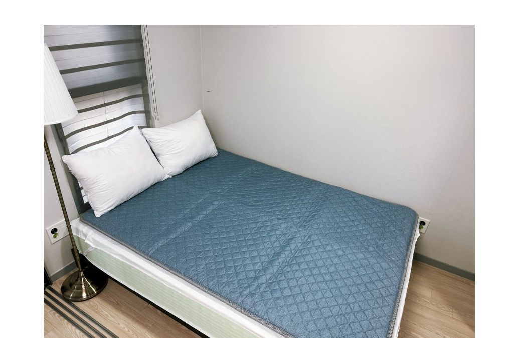국산 고급 누빔 탄소매트 대 135x180/전기장판/전기요/장판/겨울장판/거실장판/침대전기장판/침대전기요/거