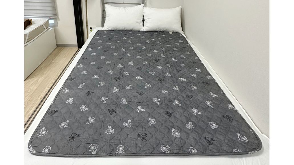 국산 자전거패턴 전기장판 고급형 대 135x180/전기장판/전기요/장판/겨울장판/거실장판/침대전기장판/침대