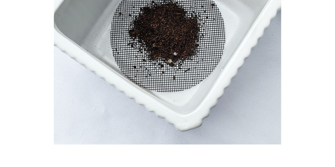 블랙 원형 거름망 4.5cm 100개입/화분거름망/화분바닥망/화분구멍망/화분물빠짐그물/화분물빠짐망/화분원형