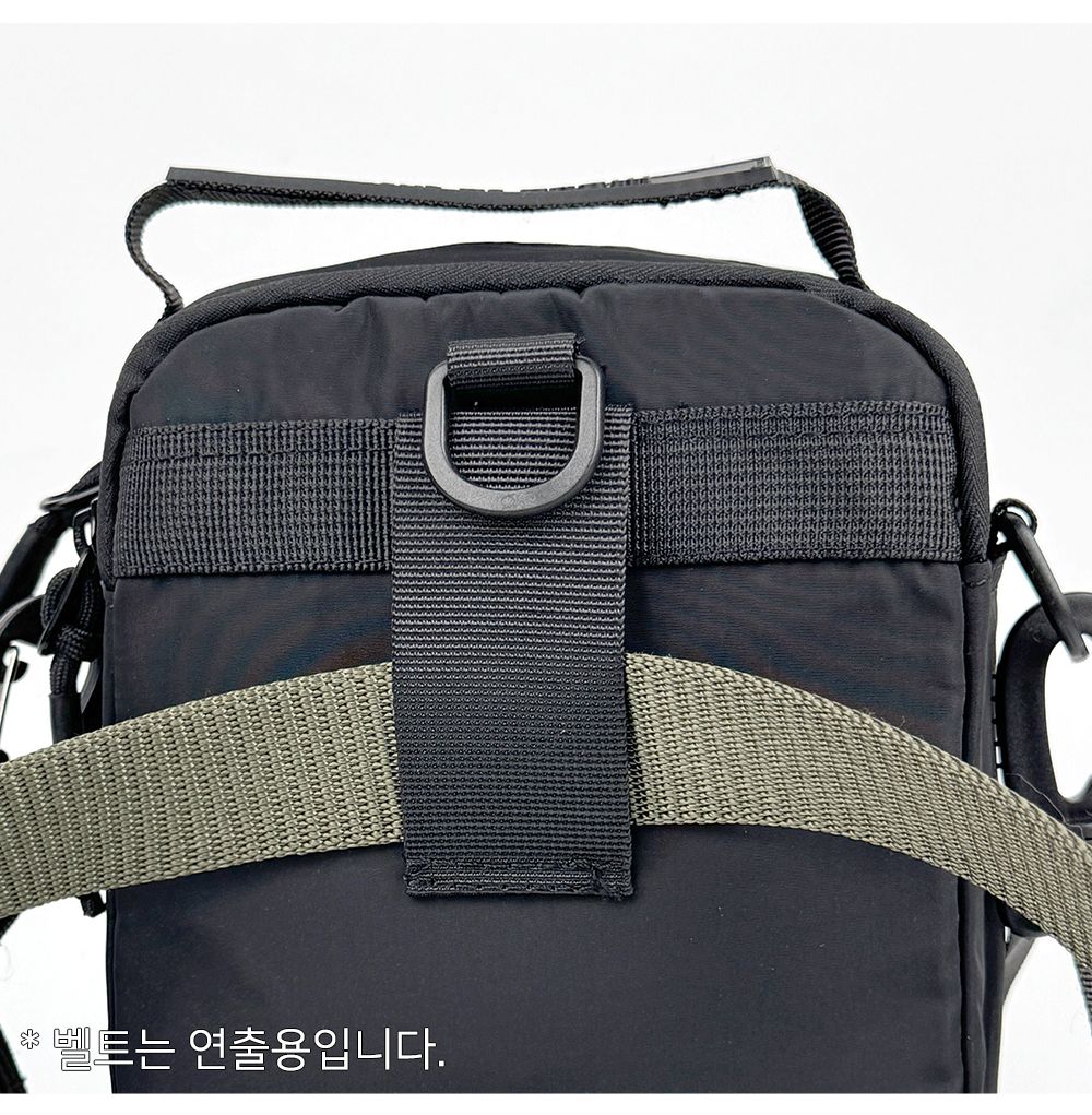 캐주얼 아웃도어 미니크로스백 DKES 24932 등산가방 크로스가방 미니가방 캠핑가방 여행가방 남성가방